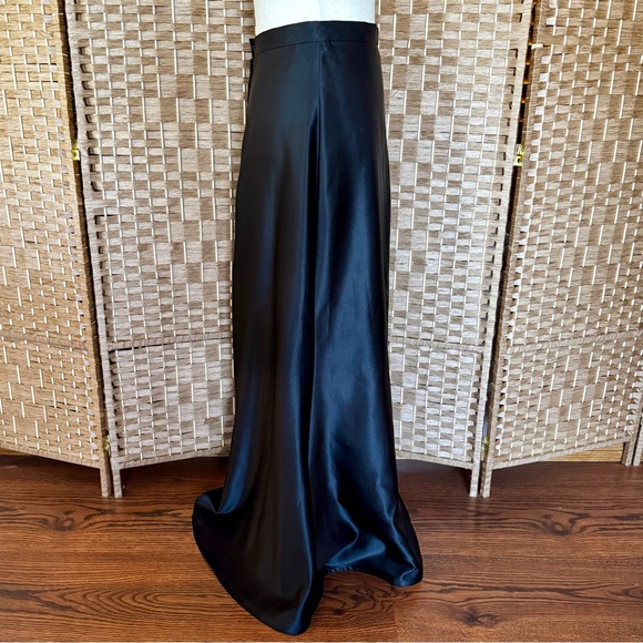 NWOT Tadashi Shoji black satin formal skirt w/ train 14 - Picture 4 of 12